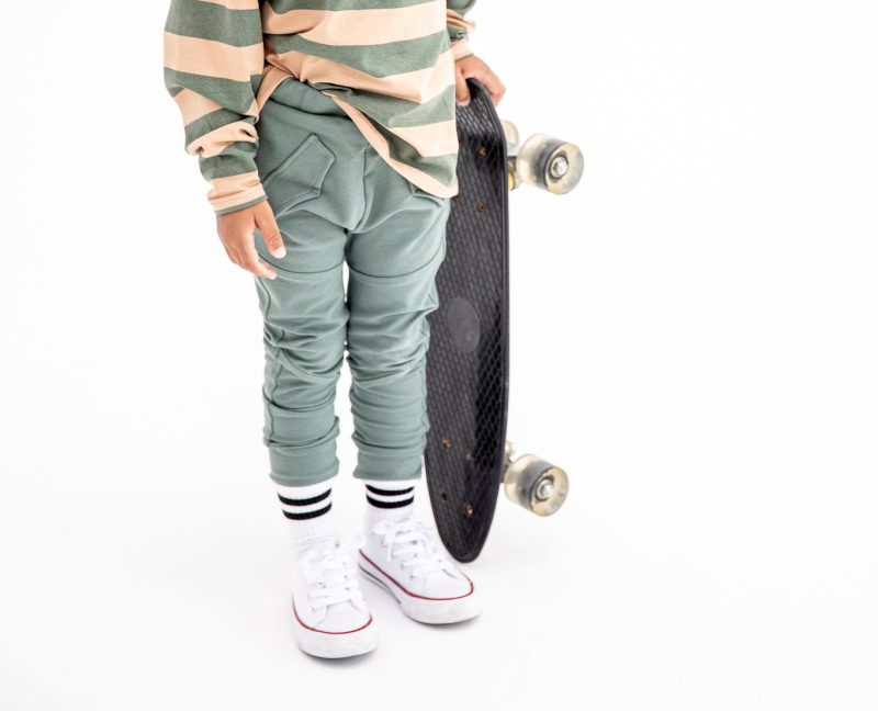 SPODNIE Z PATKAMI OLIWKOWE FUNKIDS