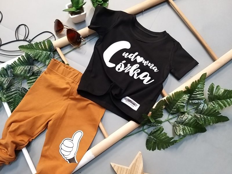 T-shirt cudowna córka czarny