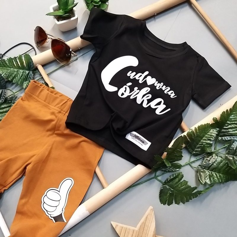 T-shirt cudowna córka czarny