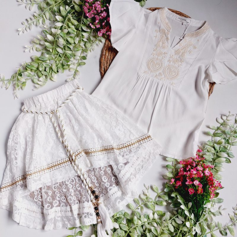 Biała spódnica boho z dłuższym tyłem