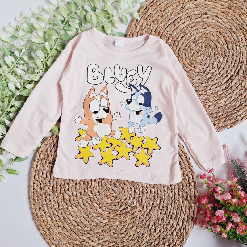 Pudrowa bluzka Bluey gwiazdki