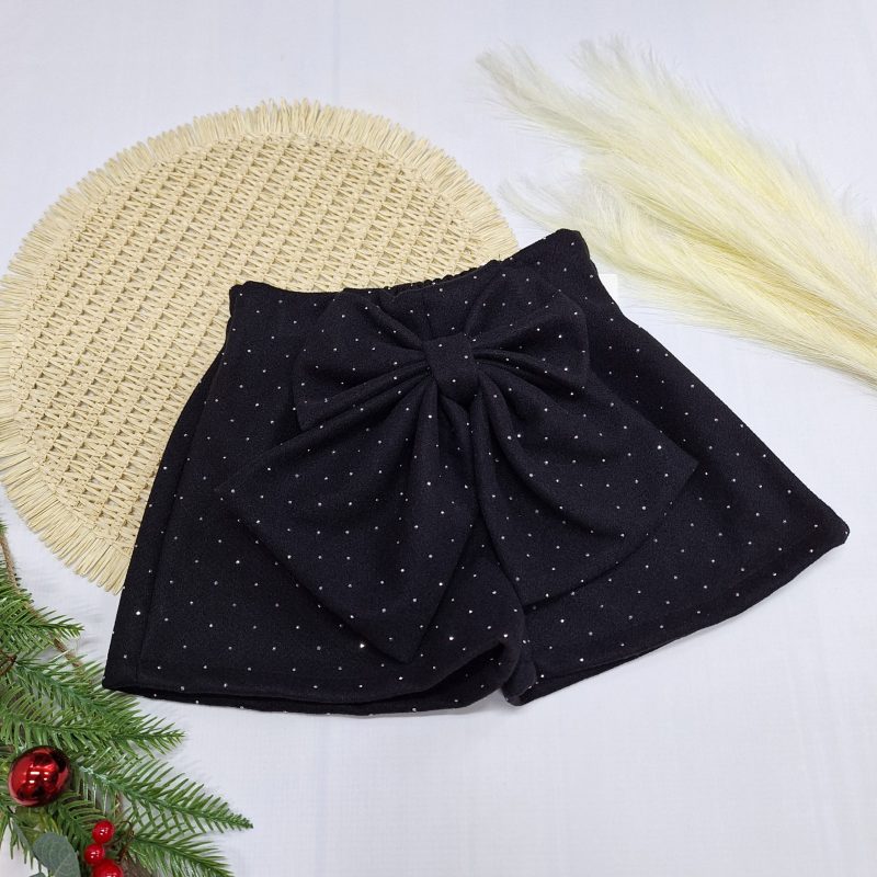 Czarne spodenki z kokardką