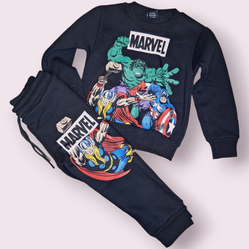 Czarny dres ocieplany dla chłopca